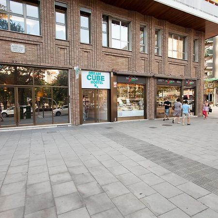Dream Cube Hostel Barcelona Exterior photo